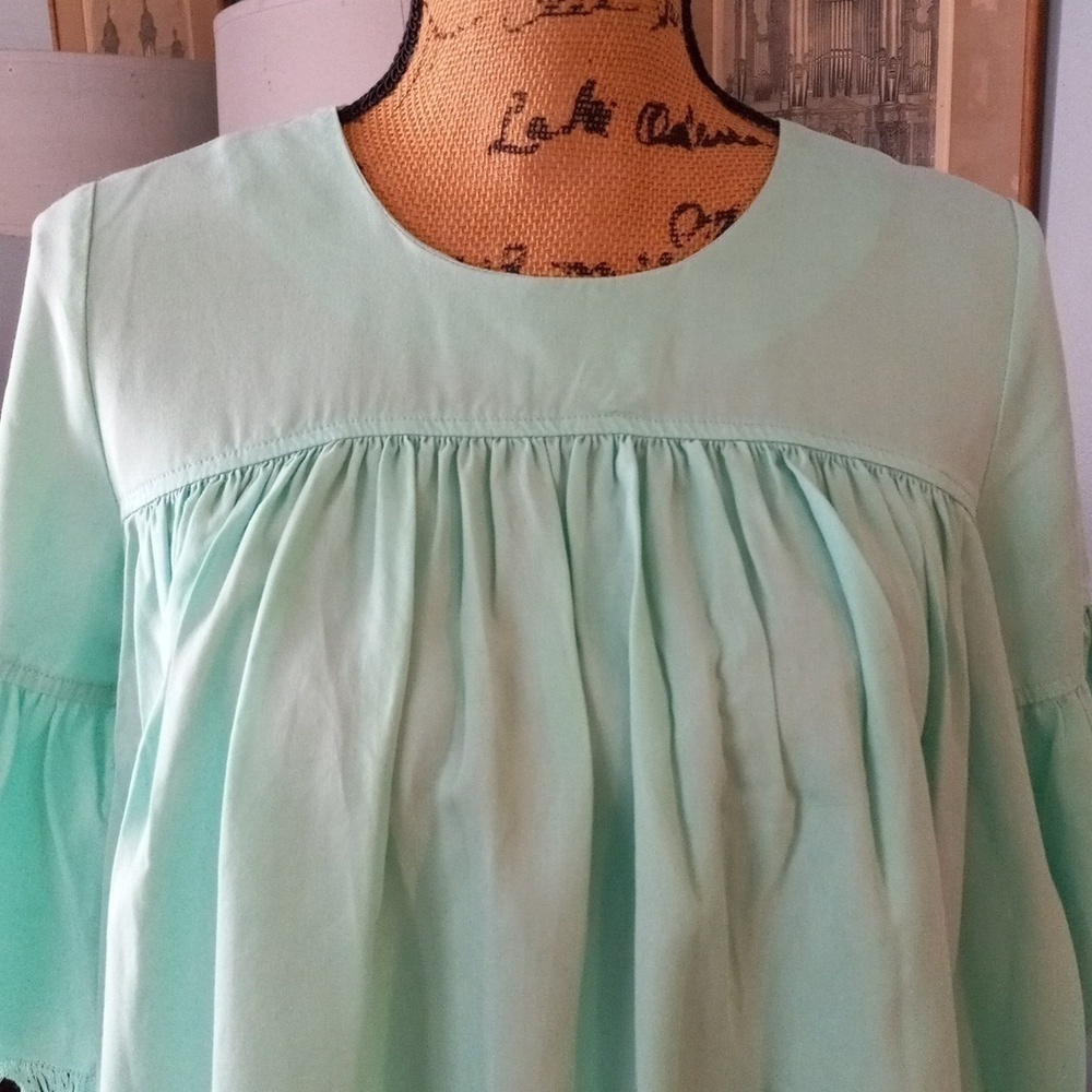 Crown and Ivy Mint Blue-Green Babydoll Pleated Bell Sleeve Blouse - Picture 5 of 13